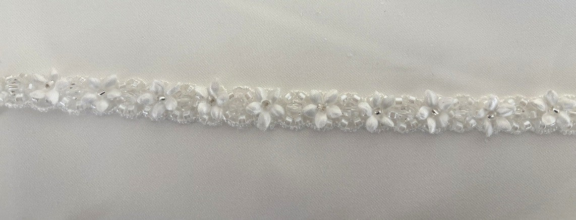 Aplicação de pedraria A005