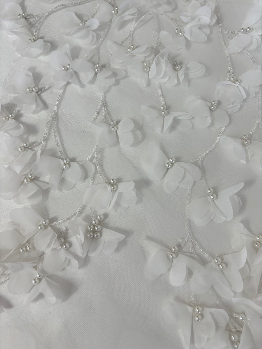 Tule bordado com flores R4035