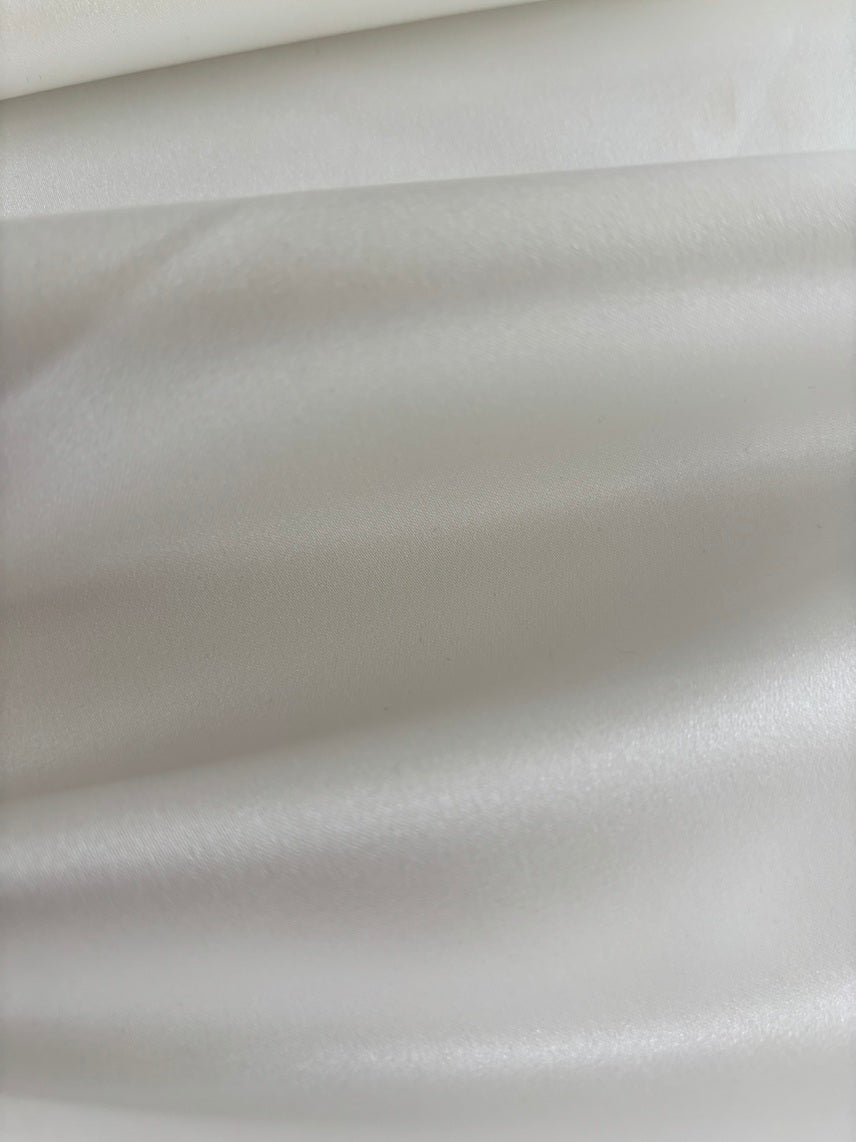 L395 Cetim Duchesse