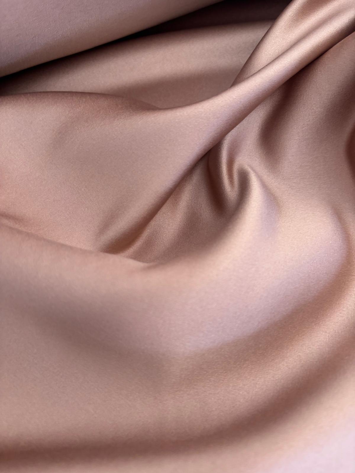 L395 Heavy Satin Duchesse
