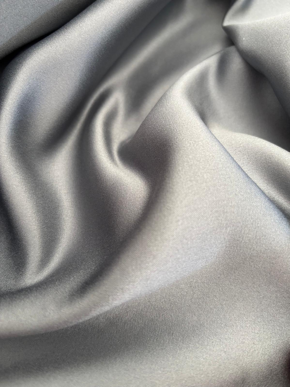 L395 Heavy Satin Duchesse