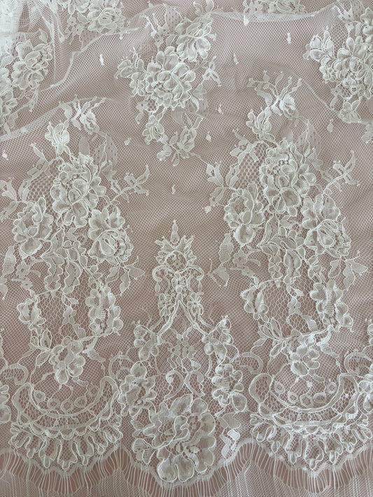 R018101 Renda Cordoné