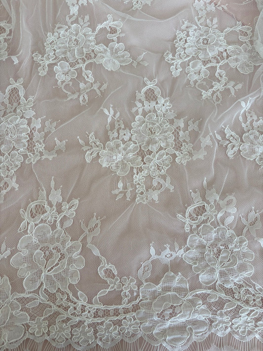 R019101 Renda Cordoné