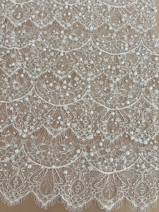 R025101 Tule bordado com pedraria