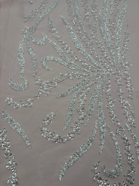 Tule bordado com pedraria R082