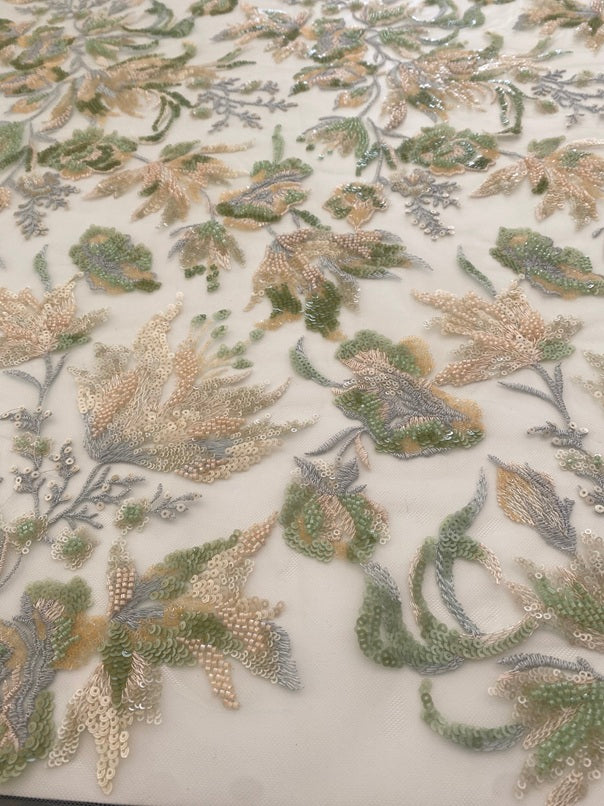 Tule bordado com pedraria R095