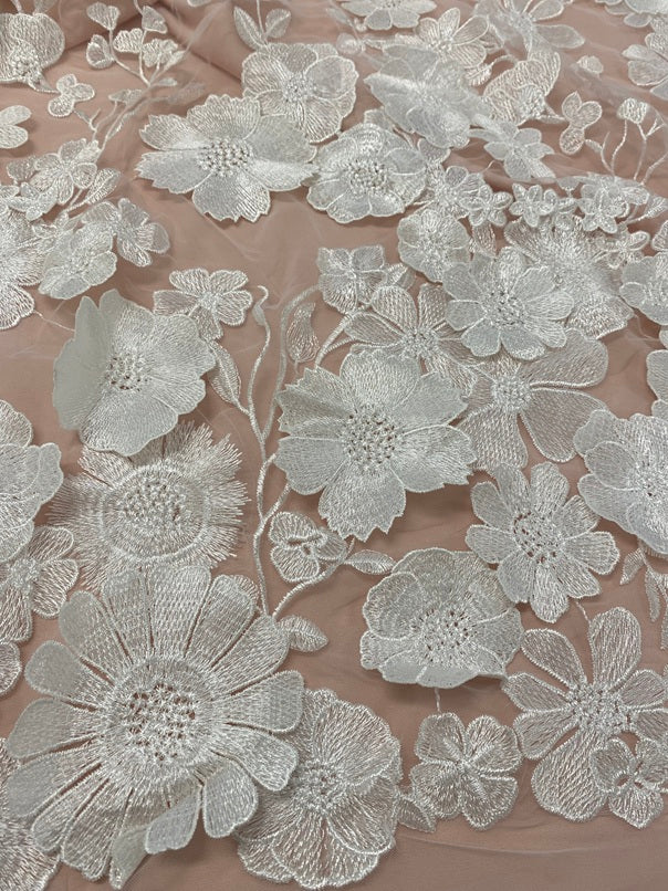 Tule bordado com flores 3D R099