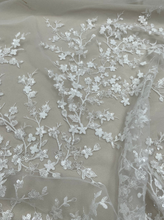 Tulle bordado com pedraria R3820