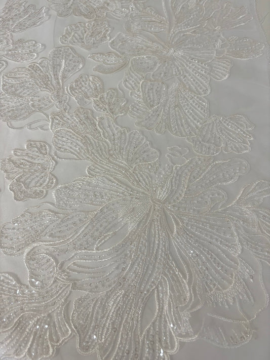 R3968101 Renda bordada com pedraria