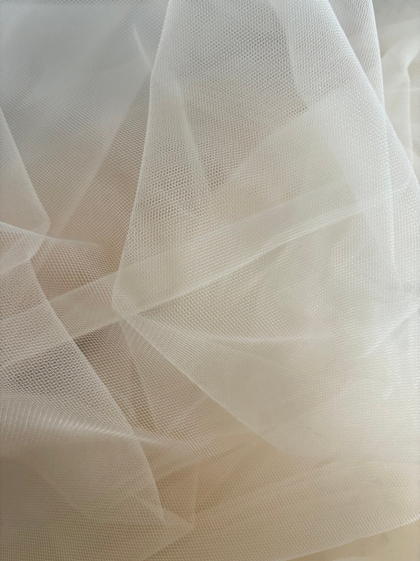 T897 Tulle de véu