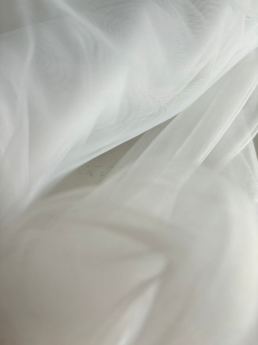 T897 Tulle de véu